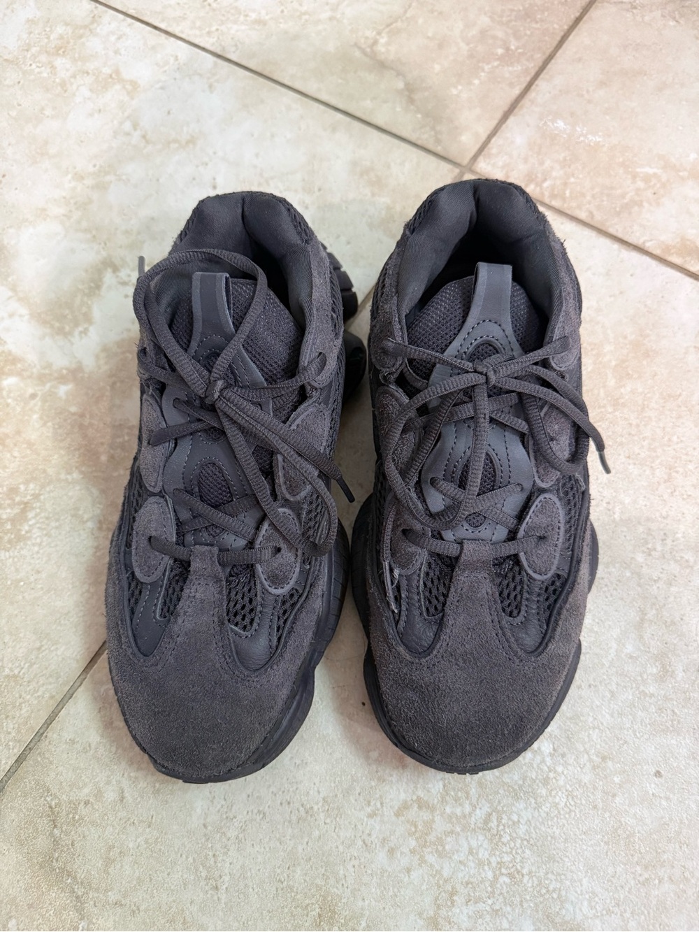 Yeezy Sneakers